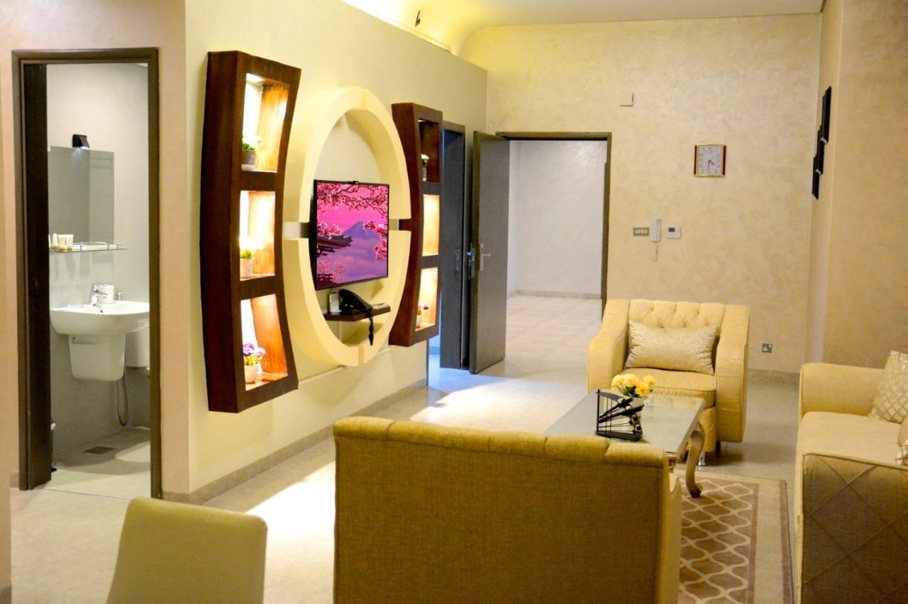 ذا فيفتى ايت السالمية Aparthotel Кувейт Екстериор снимка
